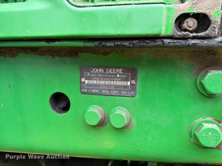 image for item FK3315 1998 John Deere 7410 MFWD tractor