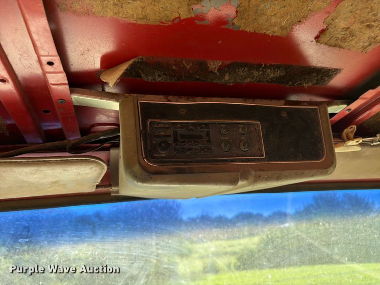 image for item FK3320 1989 Ford LNT8000 grain truck