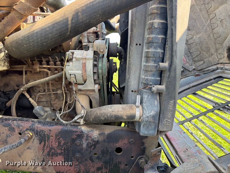 image for item FK3320 1989 Ford LNT8000 grain truck