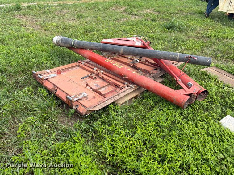 image for item FK3320 1989 Ford LNT8000 grain truck