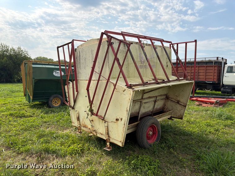 image for item FK3321 Apache CF8A150 creep feeder