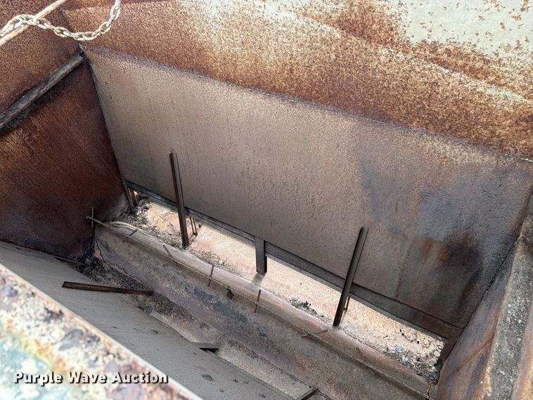 image for item FK3321 Apache CF8A150 creep feeder