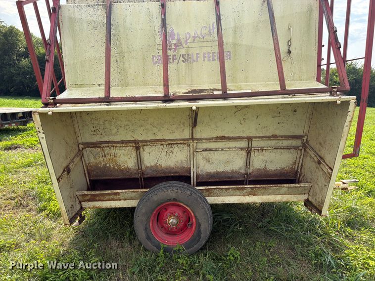 image for item FK3321 Apache CF8A150 creep feeder