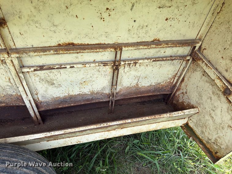 image for item FK3321 Apache CF8A150 creep feeder