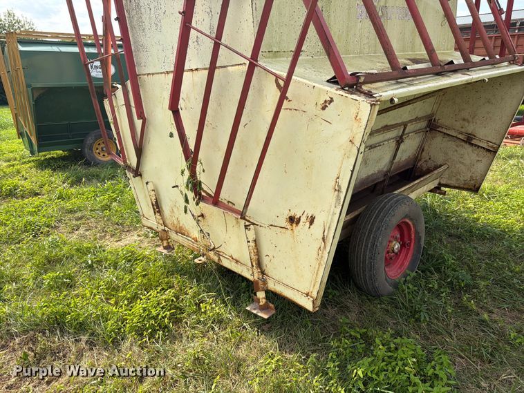 image for item FK3321 Apache CF8A150 creep feeder