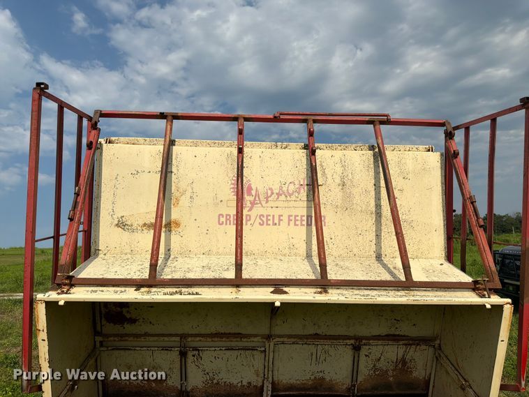 image for item FK3321 Apache CF8A150 creep feeder
