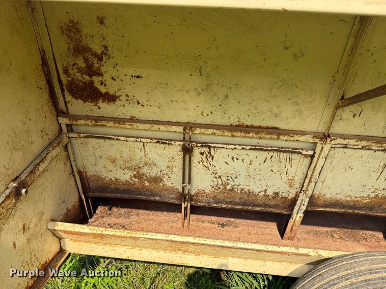 image for item FK3321 Apache CF8A150 creep feeder