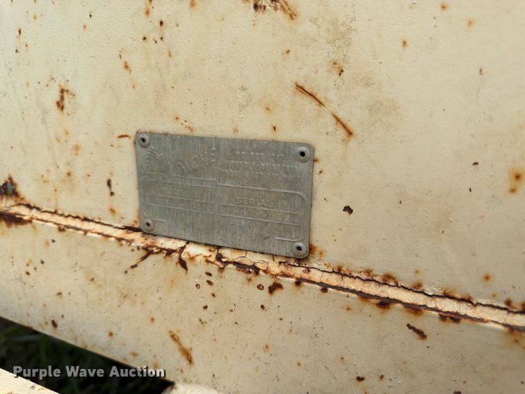 image for item FK3321 Apache CF8A150 creep feeder
