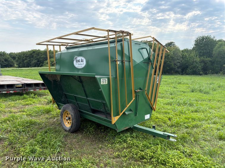 image for item FK3322 King Ag Products creep feeder