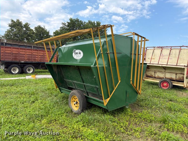 image for item FK3322 King Ag Products creep feeder