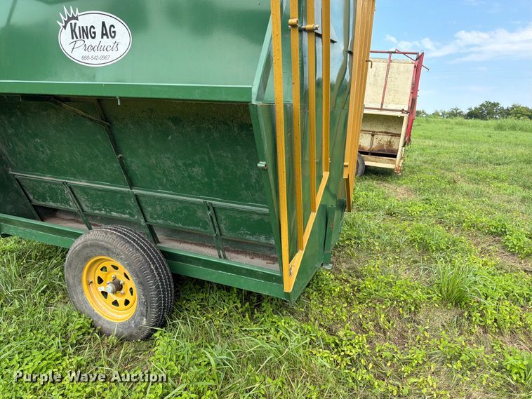 image for item FK3322 King Ag Products creep feeder