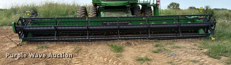 image for item FK3325 John Deere 630F HydraFlex flex head