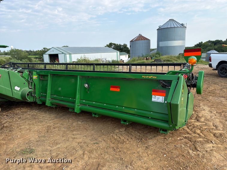 image for item FK3325 John Deere 630F HydraFlex flex head