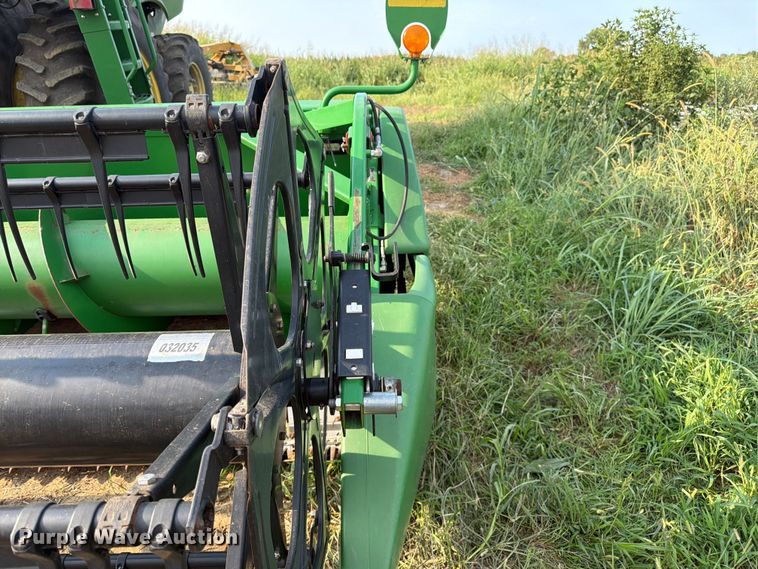 image for item FK3325 John Deere 630F HydraFlex flex head