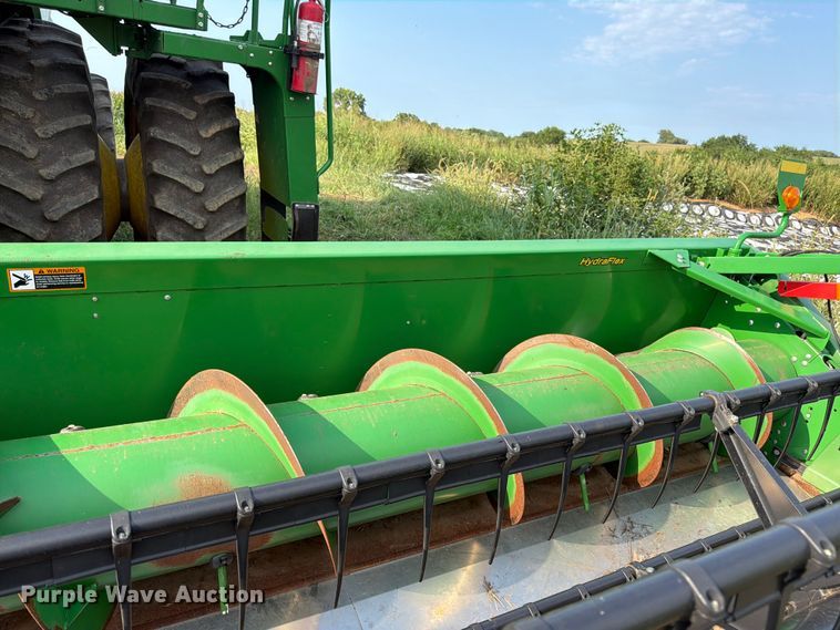 image for item FK3325 John Deere 630F HydraFlex flex head