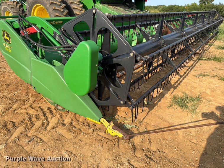 image for item FK3325 John Deere 630F HydraFlex flex head