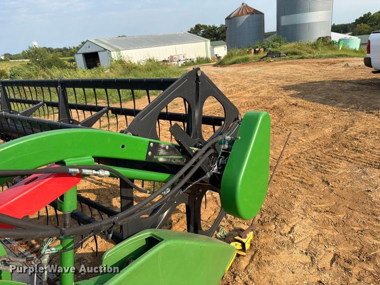 image for item FK3325 John Deere 630F HydraFlex flex head