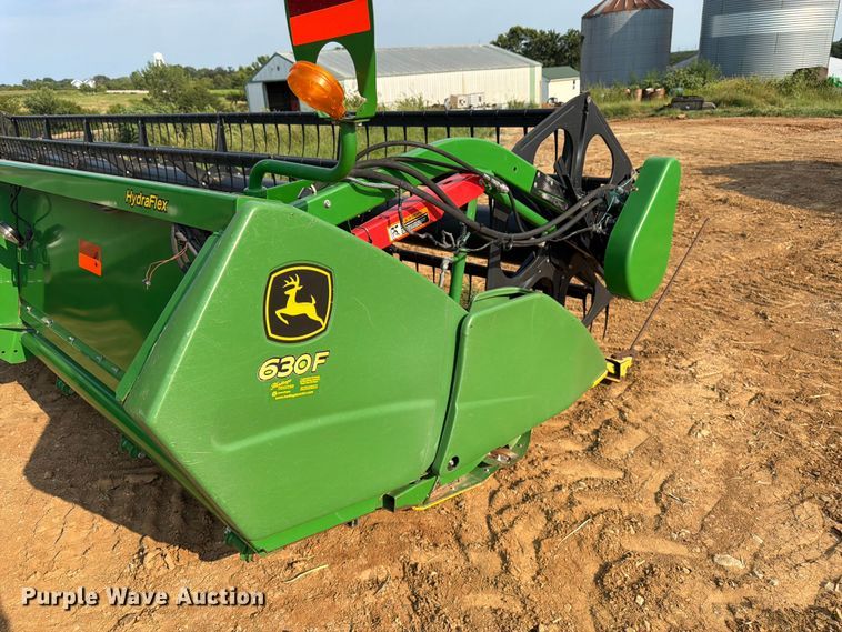 image for item FK3325 John Deere 630F HydraFlex flex head
