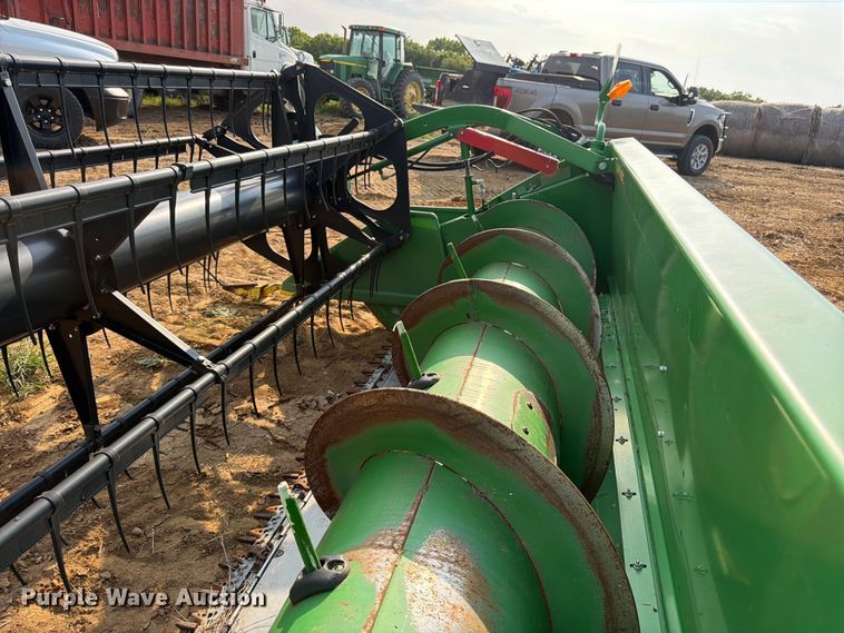 image for item FK3325 John Deere 630F HydraFlex flex head