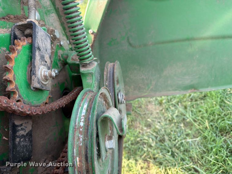 image for item FK3325 John Deere 630F HydraFlex flex head