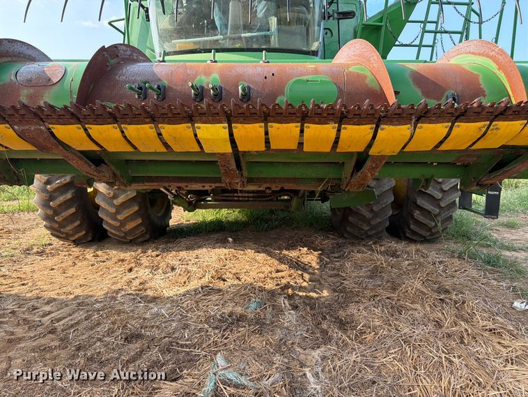 image for item FK3325 John Deere 630F HydraFlex flex head