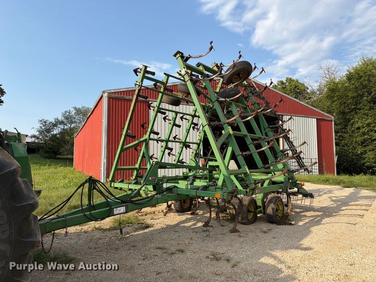 John Deere field cultivator