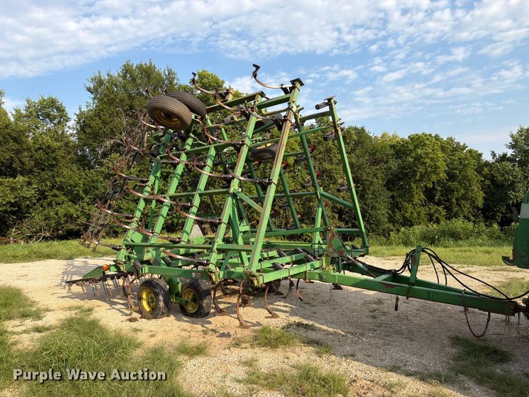 image for item FK3326 John Deere field cultivator