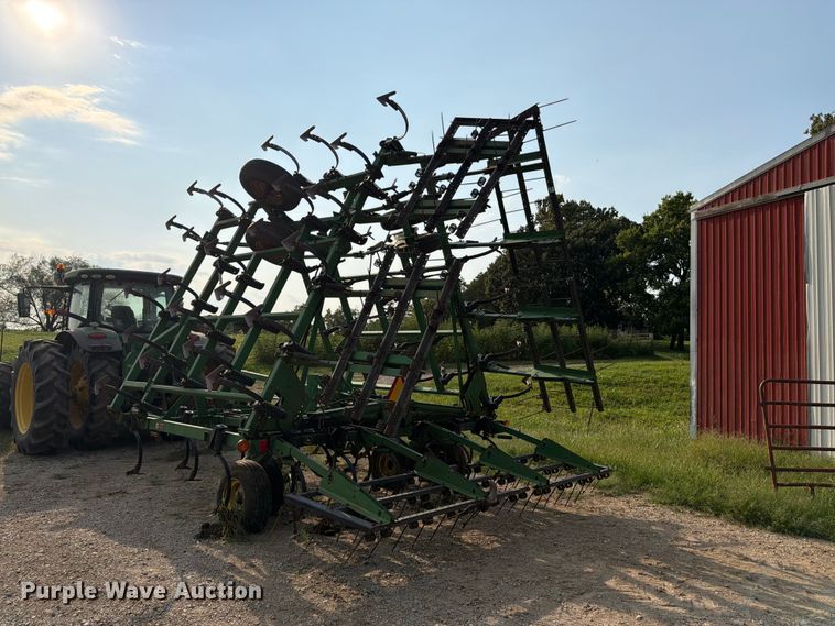 image for item FK3326 John Deere field cultivator
