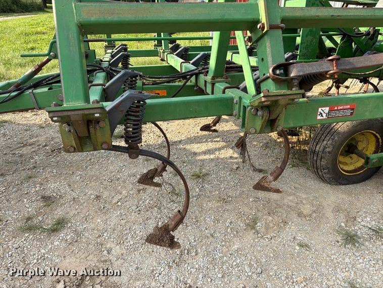 image for item FK3326 John Deere field cultivator
