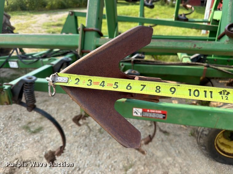 image for item FK3326 John Deere field cultivator