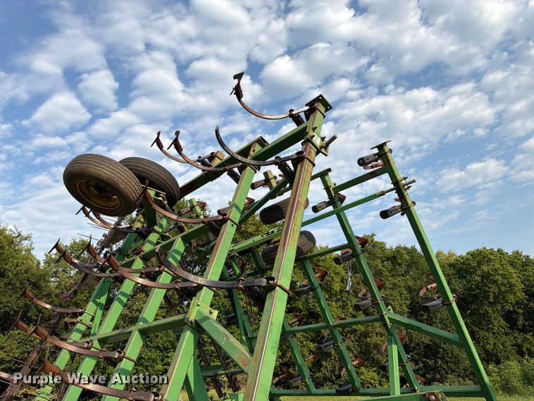 image for item FK3326 John Deere field cultivator