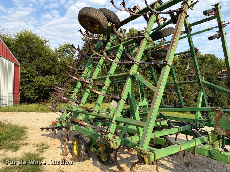 image for item FK3326 John Deere field cultivator