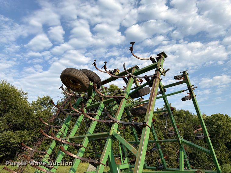 image for item FK3326 John Deere field cultivator