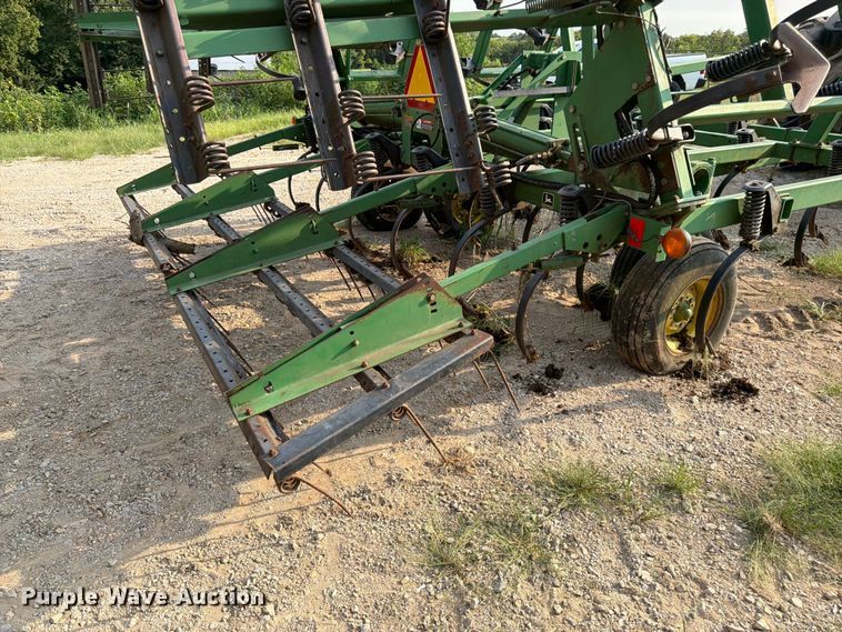image for item FK3326 John Deere field cultivator