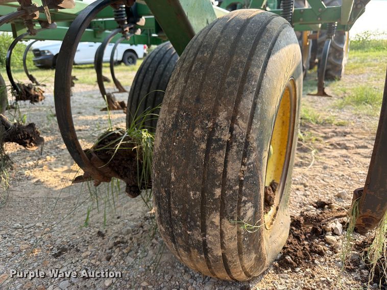 image for item FK3326 John Deere field cultivator