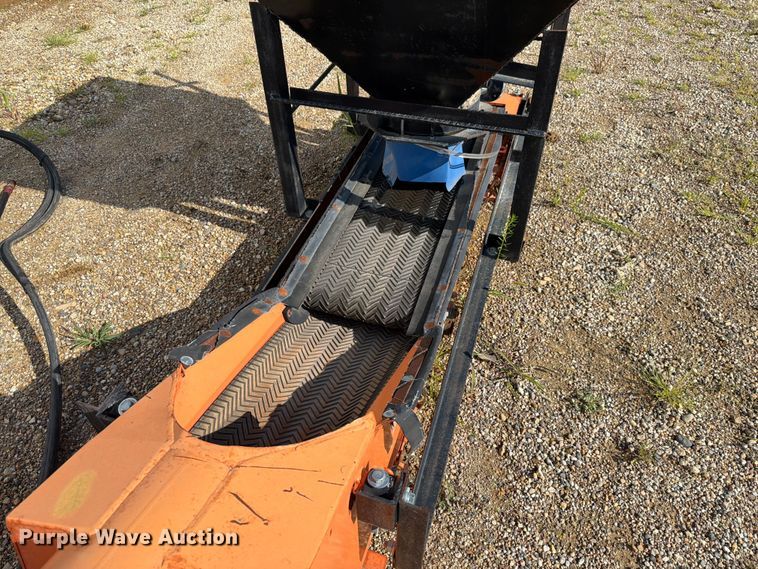 image for item FK4122 Batco BCX2 1539 conveyor