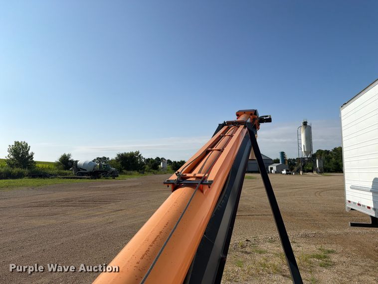 image for item FK4122 Batco BCX2 1539 conveyor