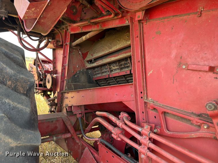 image for item FN2542 1991 Case International 1680 222B Axial-Flow combine