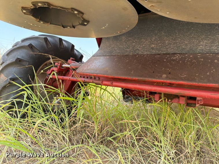 image for item FN2542 1991 Case International 1680 222B Axial-Flow combine