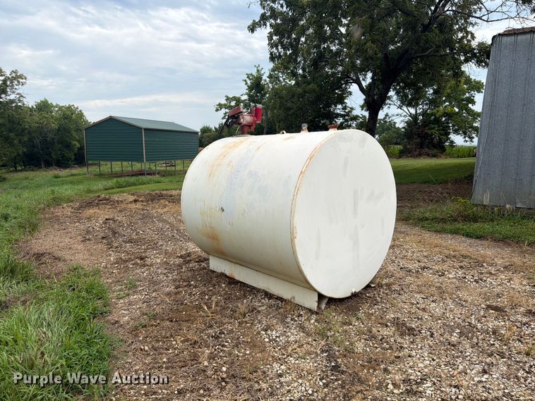 image for item FP4015 1,000 gallon diesel fuel tank