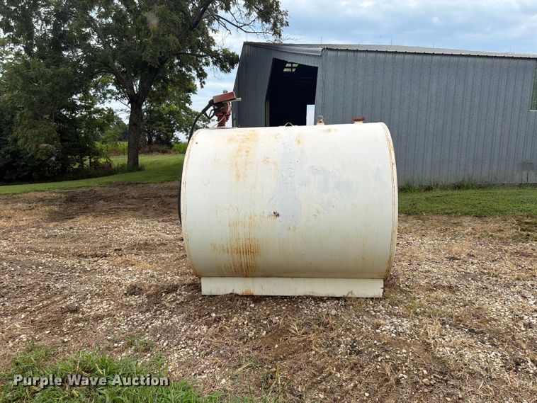 image for item FP4015 1,000 gallon diesel fuel tank