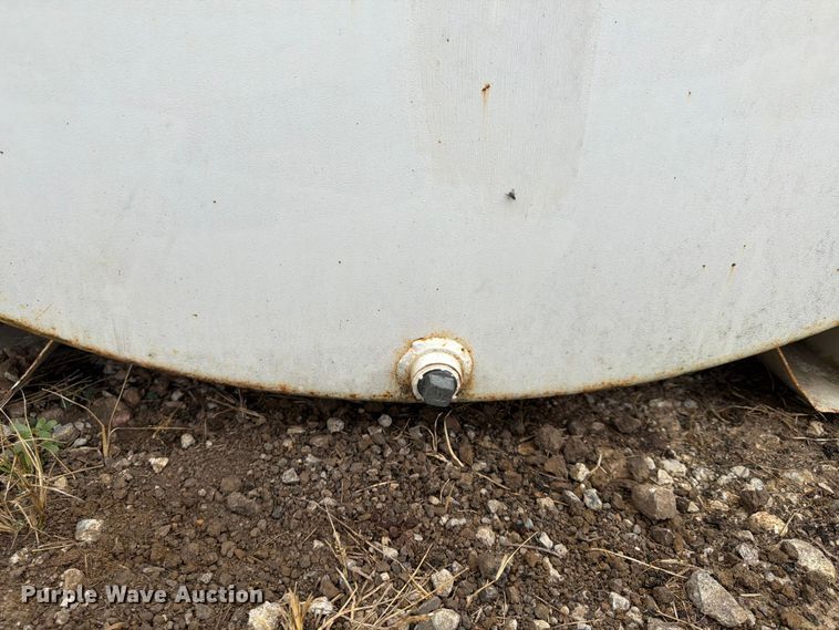 image for item FP4015 1,000 gallon diesel fuel tank