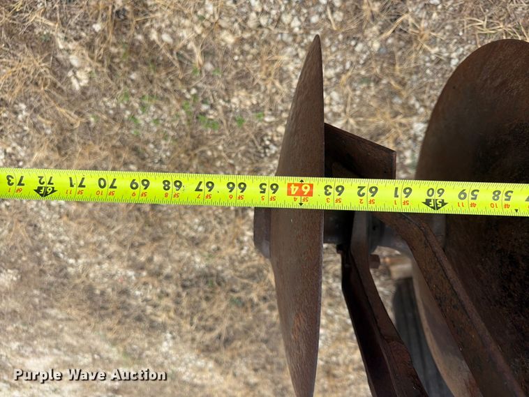 image for item FP4016 International 490 tandem disk