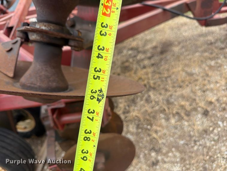 image for item FP4016 International 490 tandem disk