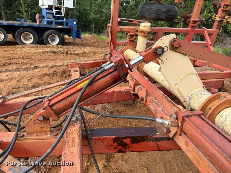 image for item FU1012 Krause 4320 field cultivator
