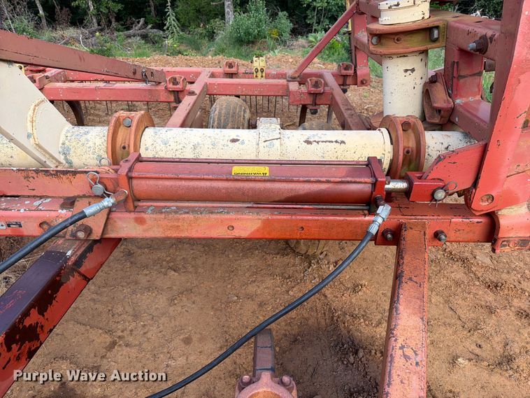 image for item FU1012 Krause 4320 field cultivator