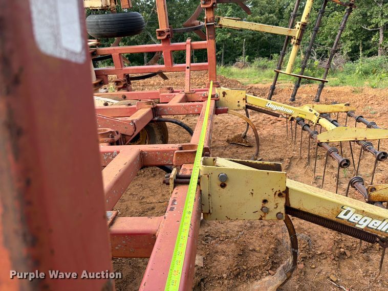 image for item FU1012 Krause 4320 field cultivator