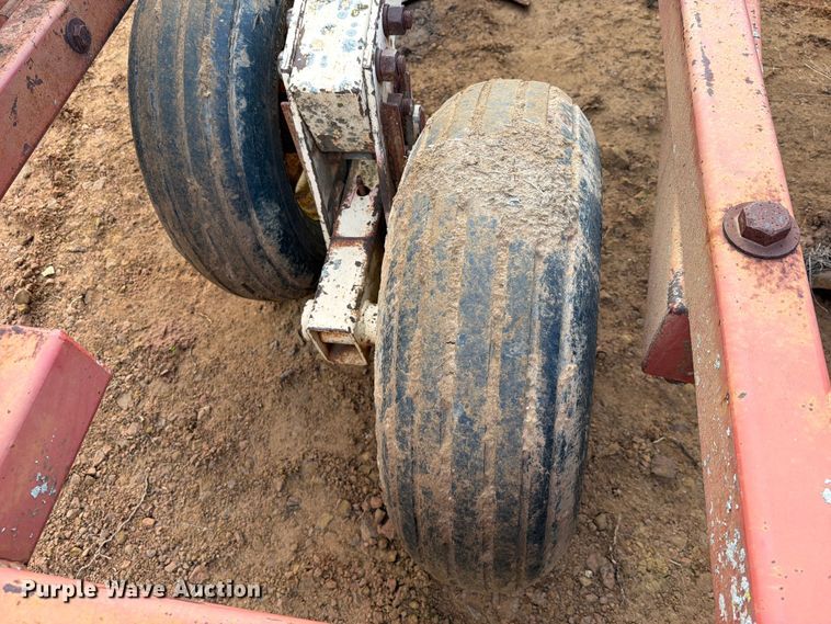 image for item FU1012 Krause 4320 field cultivator