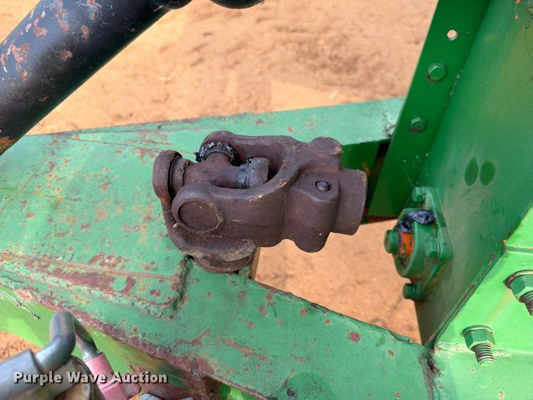 image for item FU1014 John Deere grain cart