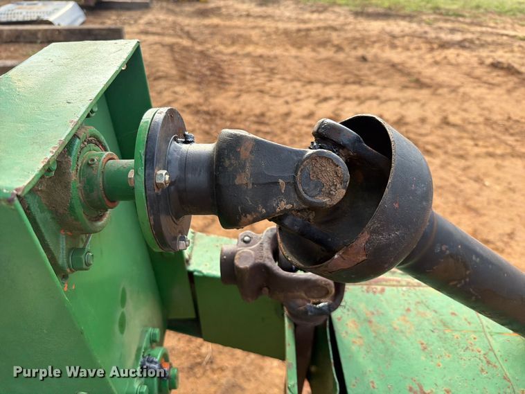 image for item FU1014 John Deere grain cart